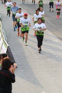 BIB: 318
                            <button type="button" onclick="openModal(3536157)" class="btn btn-primary btn-sm float-right btn-popup" data-toggle="modal" data-target=".modal-high-quality">
                        <i class="fas fa-shopping-cart"></i> Add to Cart
                    </button>
                                            <button type="button" onclick="isThisMe(3536157, true)" class="btn btn-success btn-sm float-right btn-popup btn-isme hidden" data-toggle="tooltip" data-placement="bottom" title="นี่คือรูปของคุณใช่ไหม คลิกที่นี่เพื่อเอาเข้าอัลบั้ม">
                        <i class="fas fa-plus"></i> Add to album
                    </button>
                    <button type="button" onclick="isThisMe(3536157, false)" class="btn btn-warning btn-sm float-right btn-popup btn-isnotme hidden">
                        <i class="fas fa-ban"></i> Remove from album
                    </button>